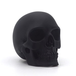 Handgemachte Resin Schädel Skulptur, Schädel Kunst, Schädel Homeware, kleine matte schwarze Schädel