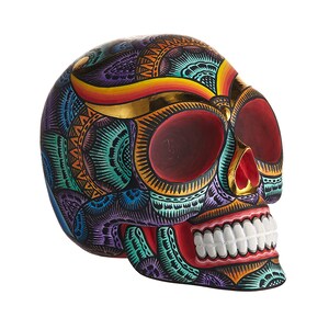Handgemaakte hars schedel, met de hand geschilderd, tribale schedel kunst, schedel homeware,