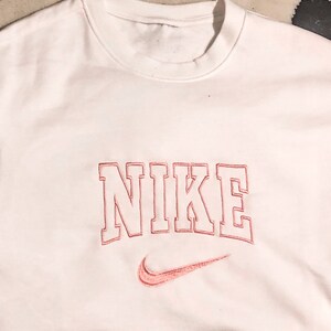 vintage nike sweatshirt pastel