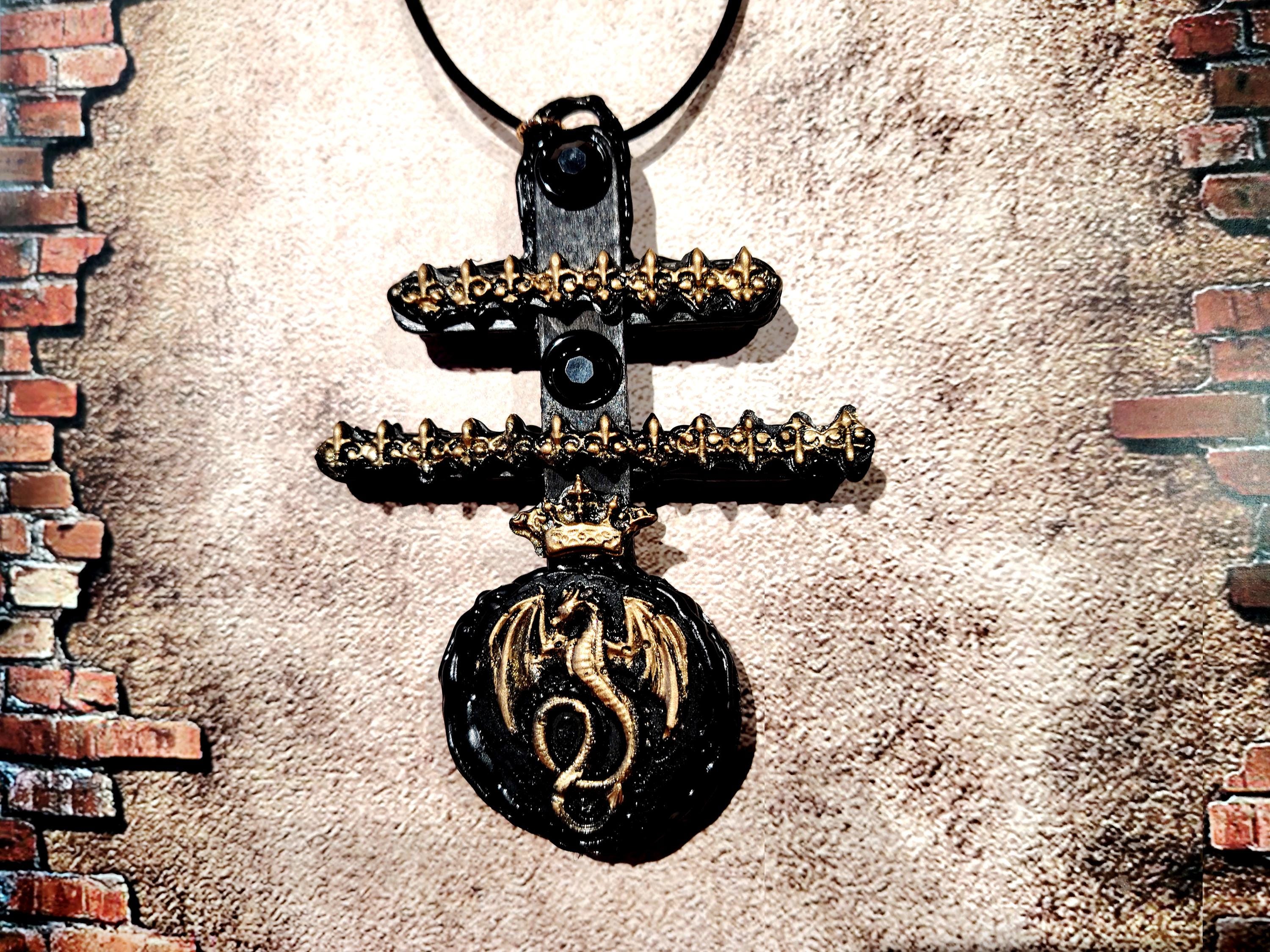 Ciondolo A Croce Gotica ⚔️ Negozio Medievale