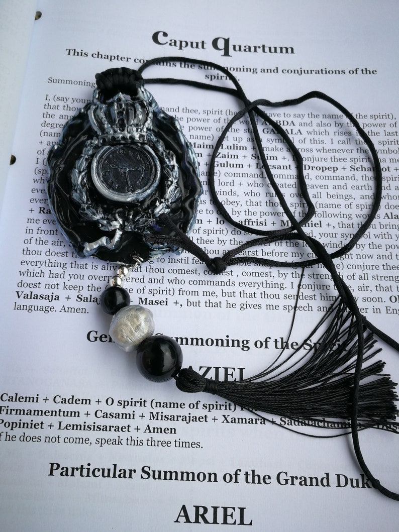 Black Raven, Germanic Folklore Witch Hunt, Antique Book Witchecraft Occult Grimoire, Secular Manuscript Magic Rituals