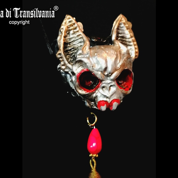 Amulette de vampire chauve-souris, collier talisman Dracula, amulette tête d'animal gothique de Transylvanie, sang royal de Transylvanie foncé