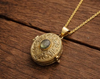 Vintage Labradorite Poison Box Locket Necklace, Handmade Brass Oval Pendant, Boho Victorian Secret Box Jewelry, Spiritual Gift for Her