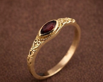Vintage Gold Garnet Ring, Oval Red Stone Ring, Dainty Gold Ring for Women, Antique Style Promise Ring, Handmade Minimal Ring