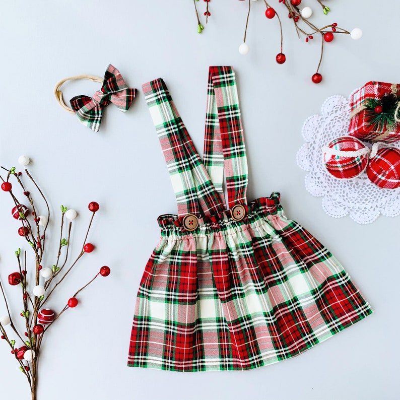 Christmas outfit baby girl, Christmas dress baby girl, Suspender skirt and bow, Plaid red skirt Set, Baby skirt and head bow 