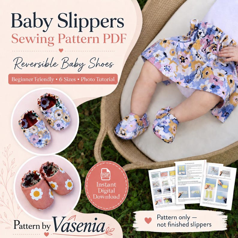 Op de afbeelding: Een digitaal naaipatroon voor babyslofjes getiteld Baby Slippers Sewing Pattern PDF. De afbeelding toont afgewerkte bloemrijke slofjes, een baby met bijpassende slofjes en geprinte instructiepagina's met foto's. Patroon door Vasenia.