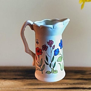 Vintage Japanse melkkan kleurrijke bloemen bijen keramiek 5", keukendecor, Teatime Essential