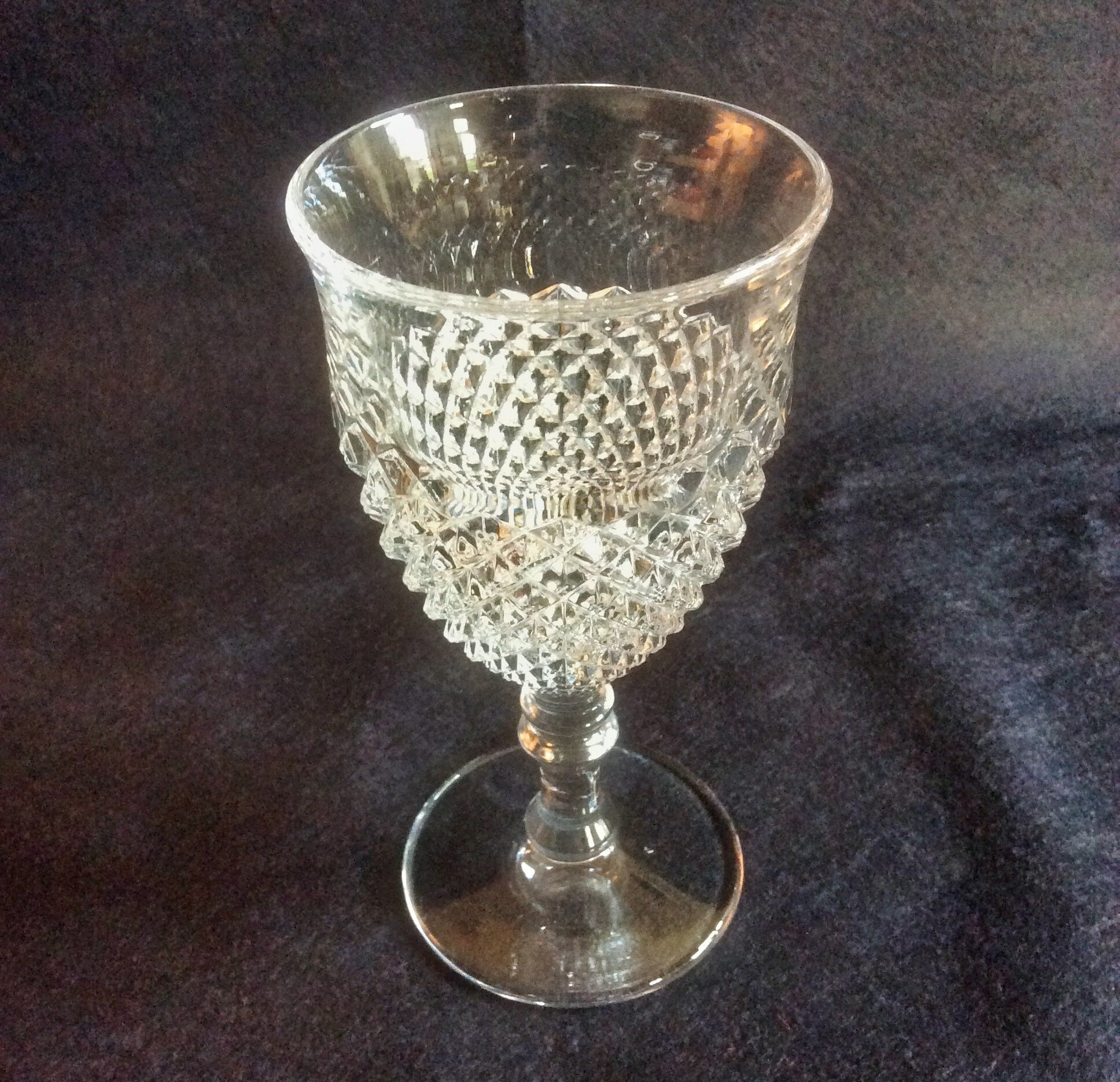 Westmoreland English Hobnail Diamond Round Base Copa de agua, cristalería vintage, vajilla elegante