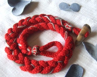 Textile necklace, made with wool triricotin cable, red, handcrafted
