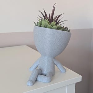 Little People Planter - Chill Plant Pot  - Succulent Planter - Cute Plant Pot - Little People - Yoga Plant Pot - Robert Desk Planter