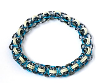 Helm chainmail stretchable bracelet