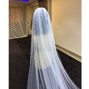 Pearly Veil - Heavy Beading main image 1