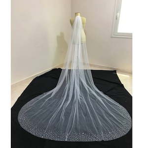 Cathedral Bridal Veil: Rhinestone Crystal Beaded Edge