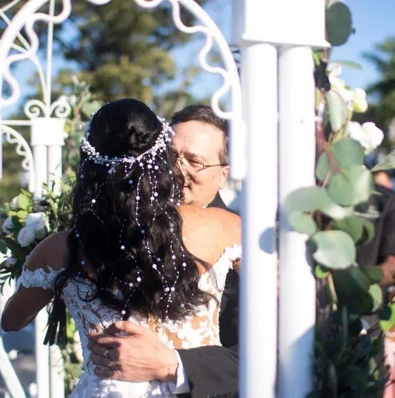 Ivory Pearl Bridal Headband: Beaded Boho Wedding Hair Vine  display picture 3