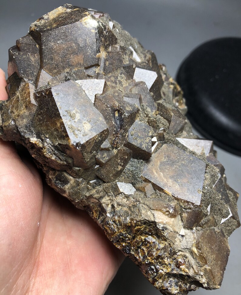 1880g New Find Raw Natural Rare Garnet Crystal Specimens Y157 - Etsy