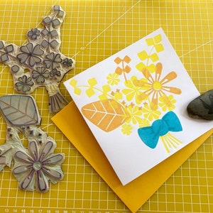 BOUQUET Handprinted Lino printed card