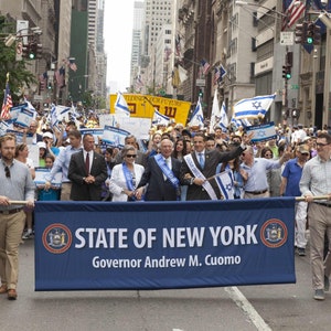 Custom Parade Banners, Banners for Parades, Marching Band Banners