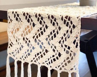 PDF Zigzag Table Runner Crochet Pattern, table runner pattern, home decor pattern, crochet placemat