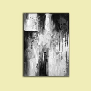 Puede incluir: Pintura abstracta con pinceladas en blanco y negro. La pintura tiene un aspecto y una textura texturizados.