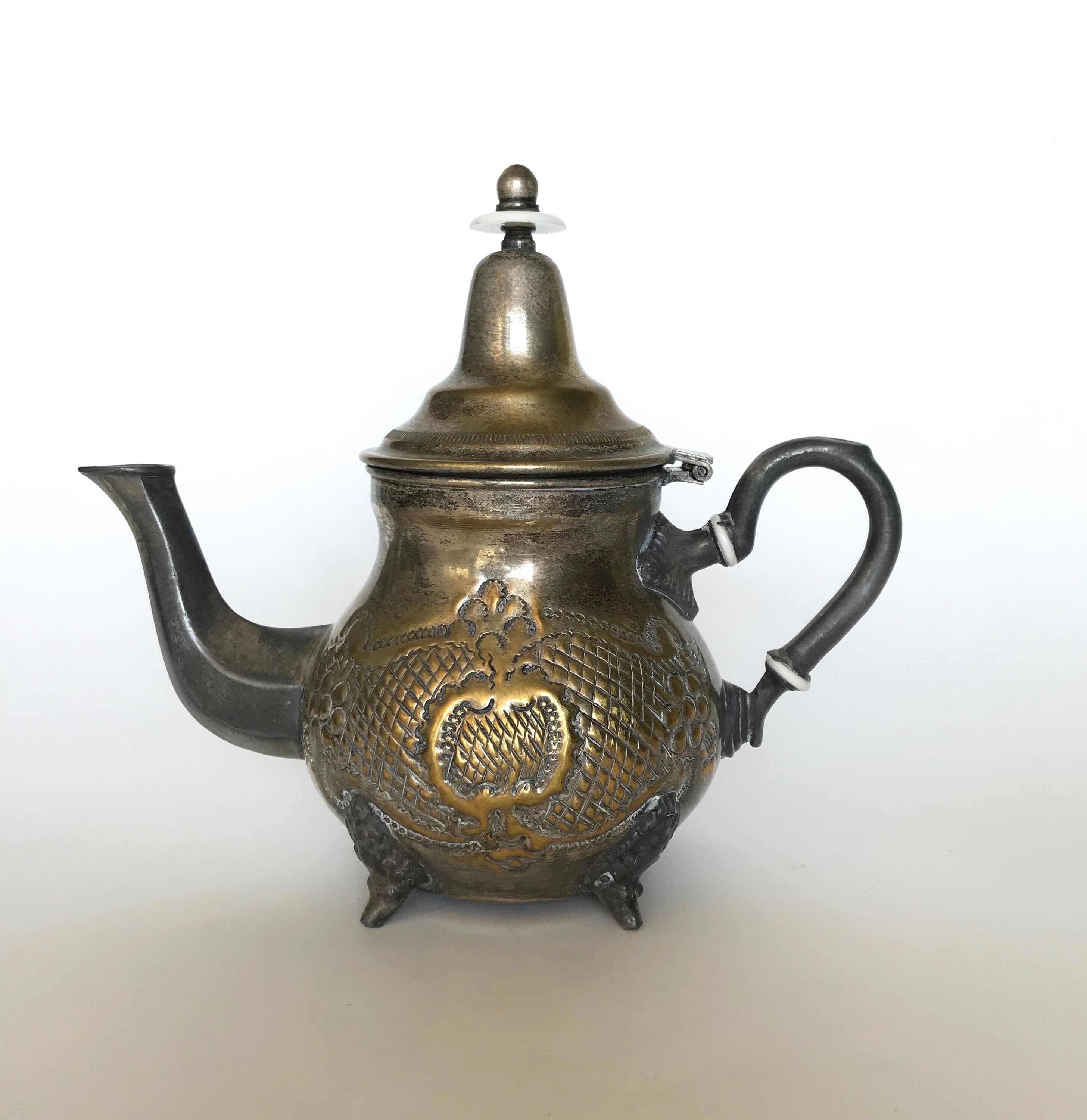 Théière Marocaine Ancient Brass Silverteapot Oriental Collectible Rareteapot Coupe à La Main Théière