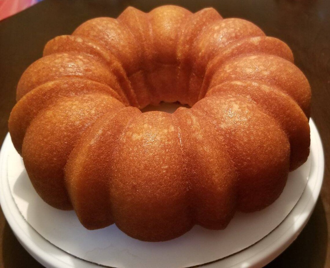 Sweet Red's Freshly Baked Rum Bundt Cake/cakes/sweet Etsy
