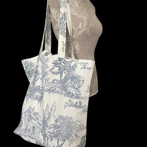 sac tote bag fourre-tout toile de jouy bleu blanc sac shopping toile de jouy sac tissu toile de jouy bleu fait maison handmade grand sac
