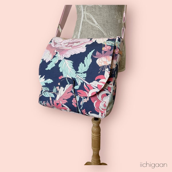 Sac à bandoulière réglable pour femme en tissu fleuri, besace femme, sac pour femme, sac fait main en France, sac artisanal éthique, cadeau