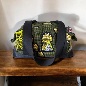 African wax travel bag, handmade wax print bag, changing bag, large weekend bag, gift idea/African waxprint fabric travelbag