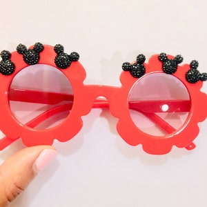 Sparkle Black Disney Red Shades