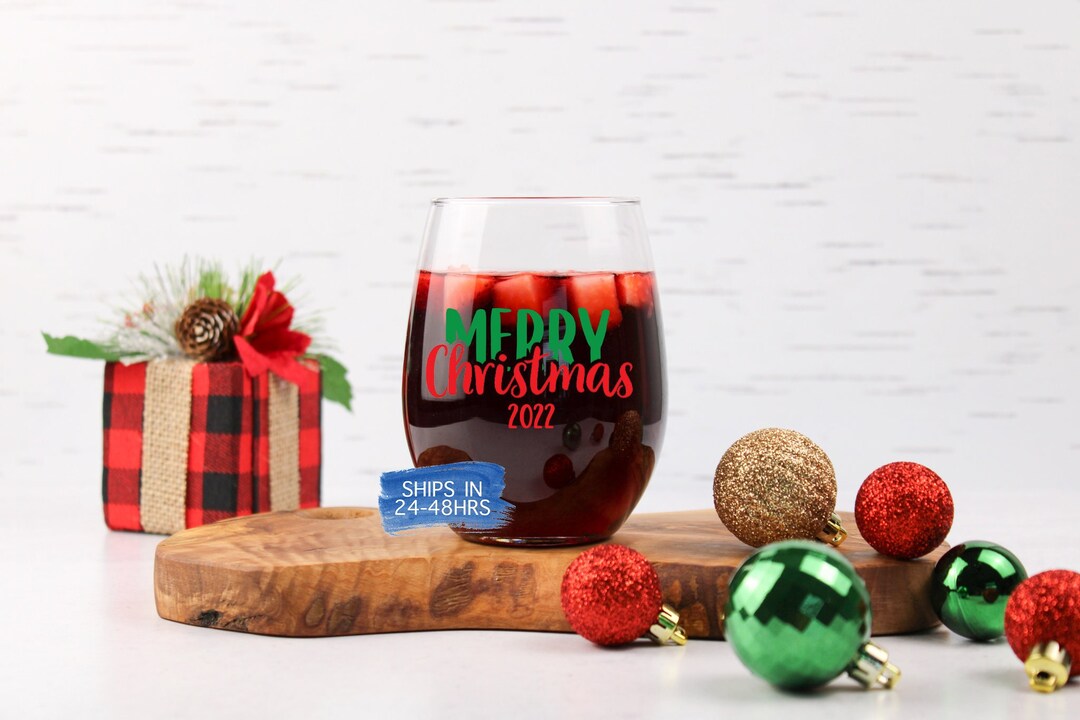 Merry Christmas Wine Glass, Christmas Party Wine Glasses, Friendsmas