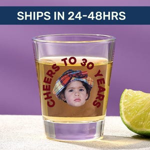 Vive les 30 ans, Verres à liqueur d'anniversaire personnalisés, Décorations du 30e anniversaire pour elle, Verres à liqueur avec visage, Verres à liqueur rigolos