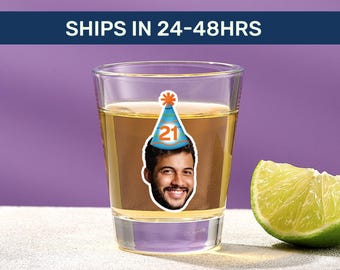 Copo de shot personalizado para aniversário de 21 anos: Lembrancinha de festa com rosto personalizado