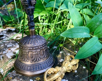 Cloche et son vajara de prière Tibétaine bouddhiste