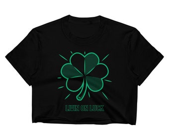 St Paddy's Day CROP TOP WOMENS Clover T-shirt Crop Tee Cropped Top Womens T-shirt Sexy T-shirt for Womens Sexy T-shirt Gift for Her Crop Top