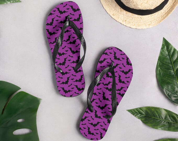 Halloween FLIP FLOPS BAT Print Flip-Flops Purple and Black Thong Sandals Footwear for Men or Women Unisex Clothing Shoes Slide on Flip Flops