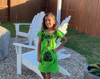 Green Embroidery in  Black Children Dress from Mexico / Spanish Mexican Dress Traditional Cultural Folk Outfit Costume Clothes