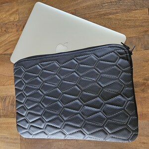 Handmade Quilted Faux Leather Laptop Sleeve | Padded Laptop Case | Protective MacBook Sleeve | Zipper Laptop Cover Computer Sleeve