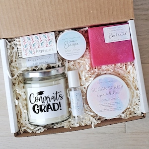 Graduation Spa Gift Box For Her, 2025 Congratulations Graduate Spa Gift Set, Congrats Gift Box For Her Graduation Candle Gift