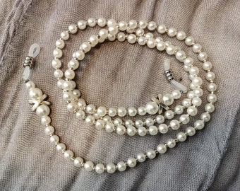 Pearl Glasses Chain