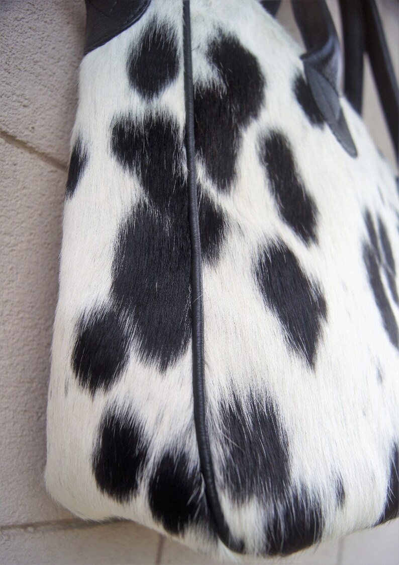 Real Cowhide Tote Hair on Black and White Cowhide Purse Bag Cow Hide Handbag Shoulder Bag Cow Skin Women bag Contrast Piping Tote Bags