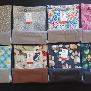 MEDIUM Crate Pad - 8 Fabric Patterns AVAILABLE - Crate Bed - Crate Padding - Crate Pad - Pet Travel Bed - Dog Bed - Cat Bed