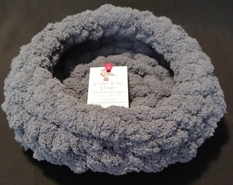 Crocheted Pet Bed - Guinea Pig Bed - Hamster Bed - Rat Bed - Small Animal Bed - Pet Bed - Yarn Bed - Cozy Bed Size MINI- Dark Grey