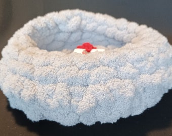 Crocheted Pet Bed - Guinea Pig Bed - Hamster Bed - Rat Bed - Small Animal Bed - Pet Bed - Yarn Bed - Cozy Bed Size MINI- Light Grey