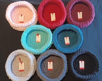 MEDIUM Crocheted Pet Bed - 8 COLORS AVAILABLE - Dog Bed, Cat Bed, Ferret Bed, Small Animal Bed, Pet Bed, Yarn Bed, Cozy Bed