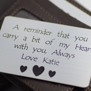 Mens SILVER Wallet Insert Tarjeta de crédito Tamaño Regalo personalizado para él cumpleaños novio esposo aniversario día del padre recordatorio grabado