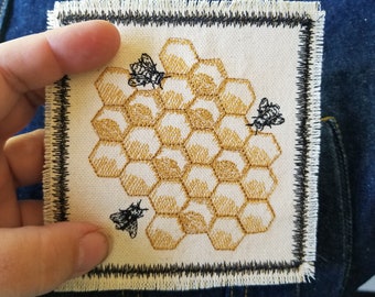 Bienenwabe mit Bienen Gestickter Aufnäher Canvas Patch
