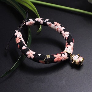 Japanese-style cat/puppy collar with bell