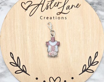Badge Reel Charm, Cross Charm, Christian Charm, Glitter Charm, Badge Charm, Clip On Charm, Cute Nurse Charm, Cute Charm For Badge Reel