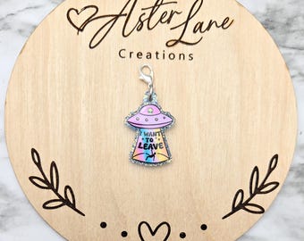 Badge Reel Charm, Cute Charm, Medical Charm, Glitter Charm, Badge Charm, Clip On Charm, Badge Charm, Jewlery Charm, UFO Charm, Cute Alien