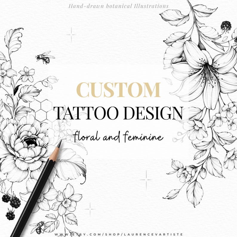 Pode incluir: Um gr&aacute;fico digital com ilustra&ccedil;&otilde;es bot&acirc;nicas desenhadas &agrave; m&atilde;o em preto e branco de flores, folhas, abelhas e amoras. O texto diz: Hand-drawn botanical Illustrations, CUSTOM TATTOO DESIGN, floral and feminine, e um l&aacute;pis.